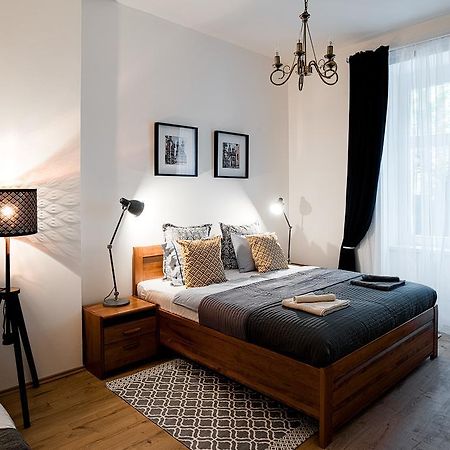 Apartment Gesse Brezinova Praha Eksteriør bilde