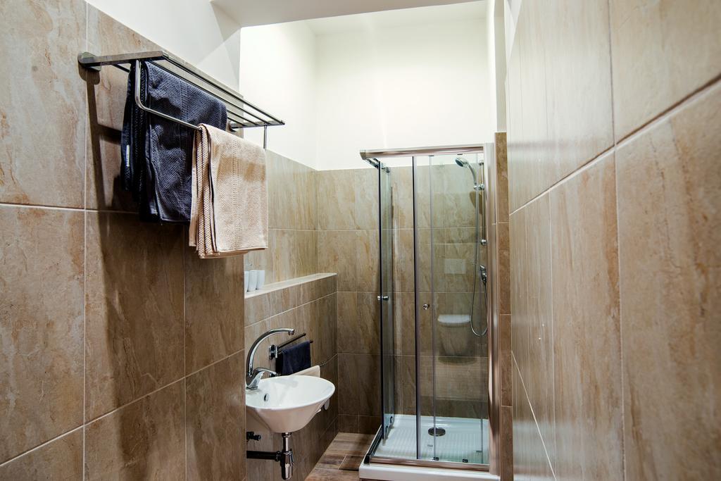Apartment Gesse Brezinova Praha Eksteriør bilde