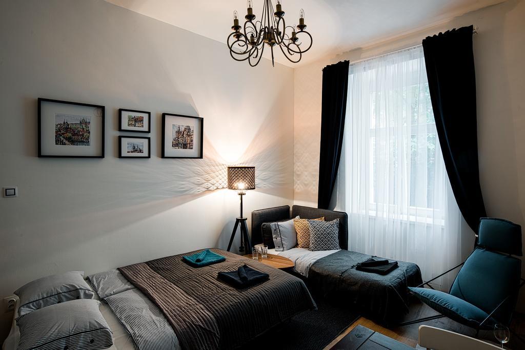 Apartment Gesse Brezinova Praha Eksteriør bilde