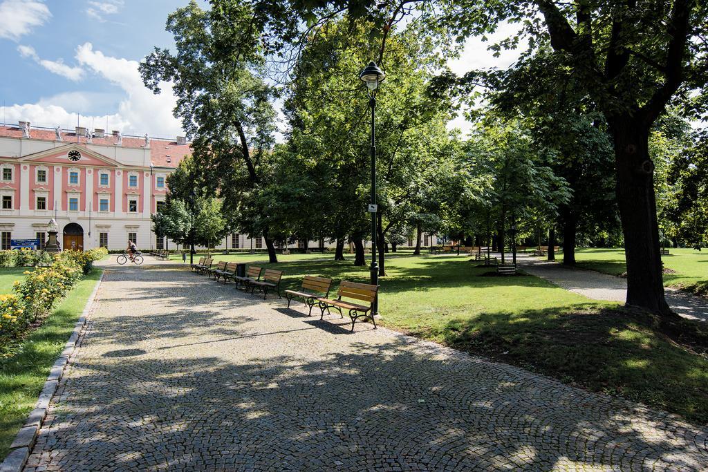 Apartment Gesse Brezinova Praha Eksteriør bilde