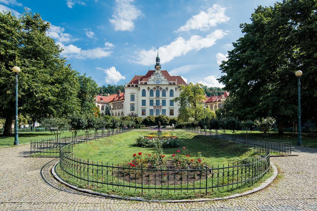 Apartment Gesse Brezinova Praha Eksteriør bilde