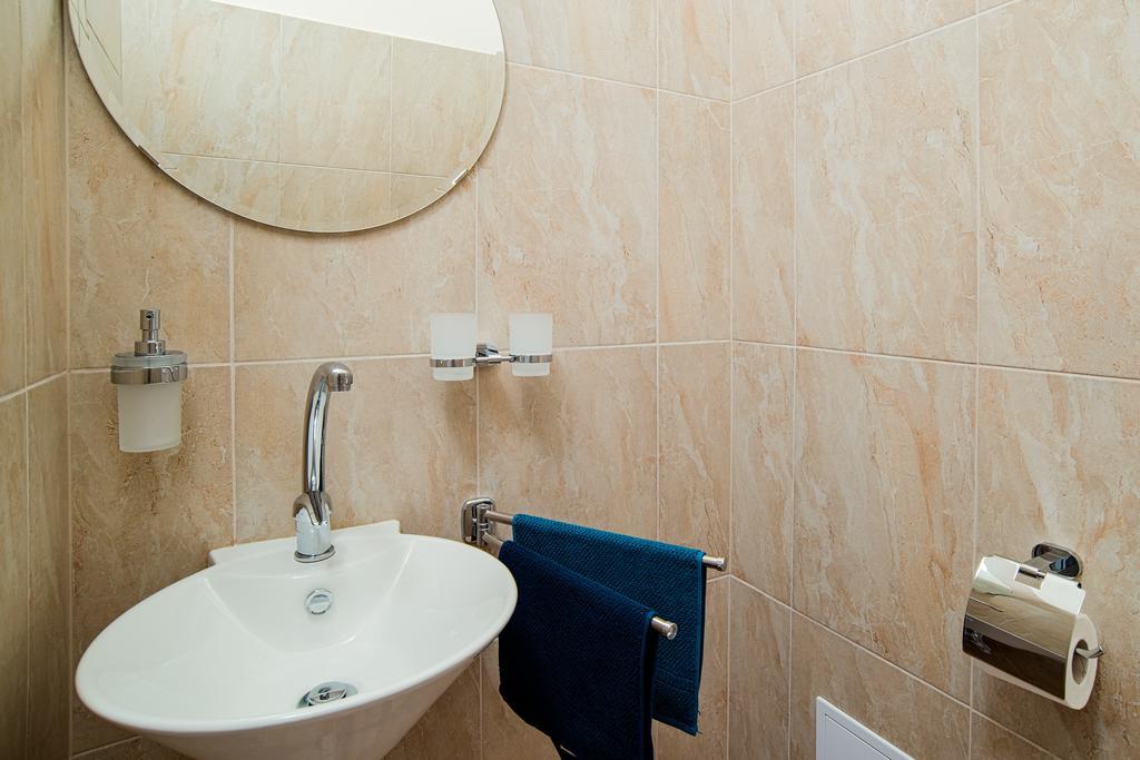 Apartment Gesse Brezinova Praha Eksteriør bilde