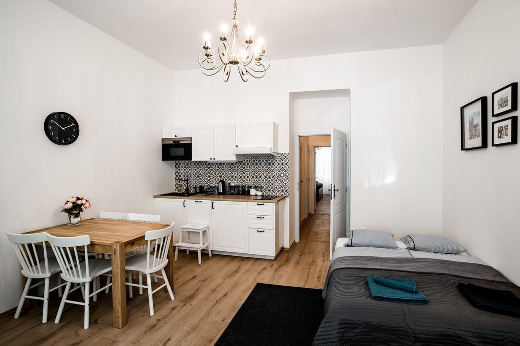 Apartment Gesse Brezinova Praha Eksteriør bilde