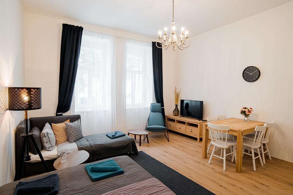 Apartment Gesse Brezinova Praha Eksteriør bilde