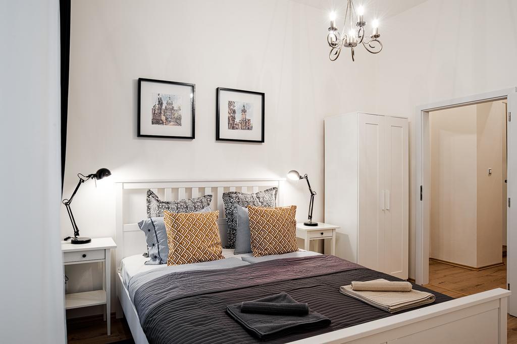 Apartment Gesse Brezinova Praha Eksteriør bilde