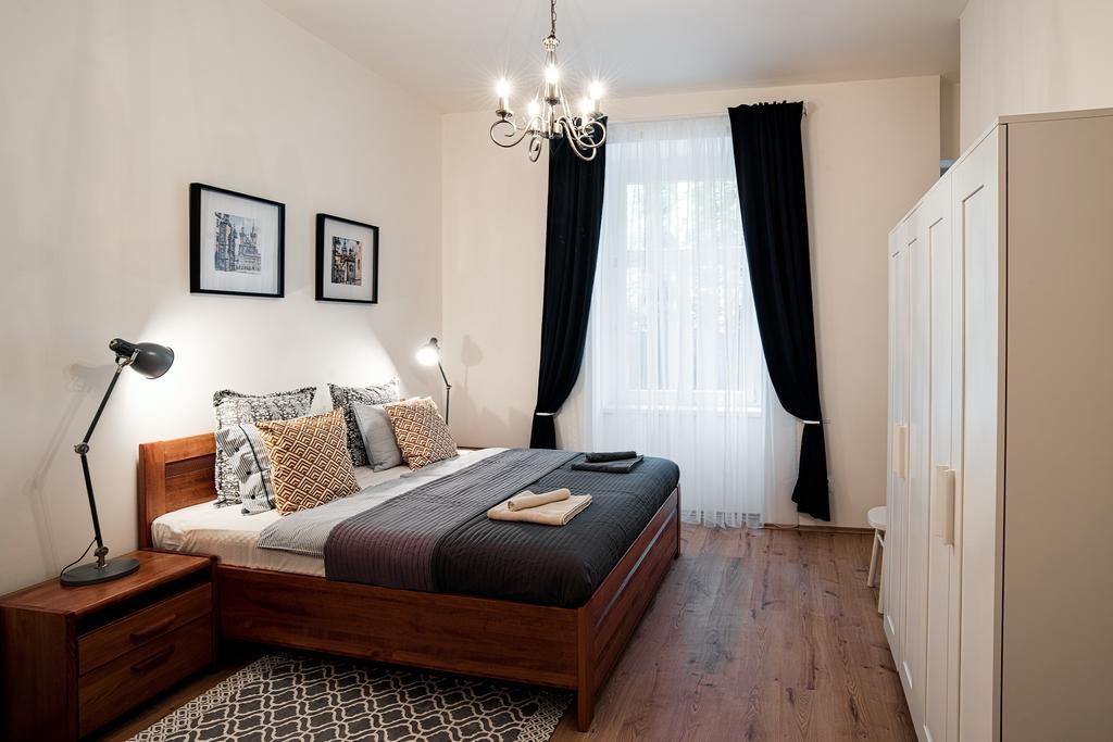 Apartment Gesse Brezinova Praha Eksteriør bilde